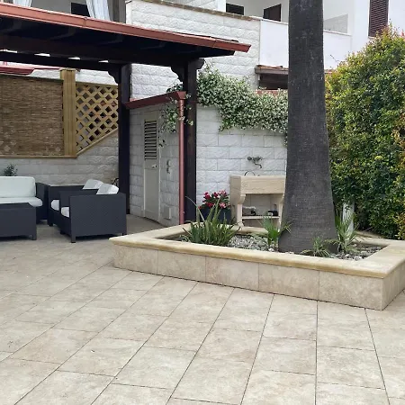 Casa In Villaggio Tatil Evi *
