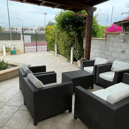 Casa In Villaggio *