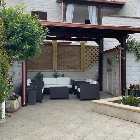 Casa In Villaggio Tatil Evi